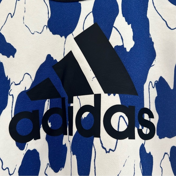 Adidas Sweater (FREE SHIPPING)! - Picture 3 of 6